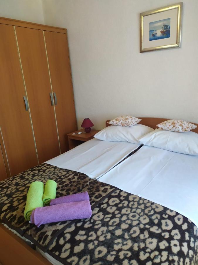 Veldic Apartments Tisno Exterior foto