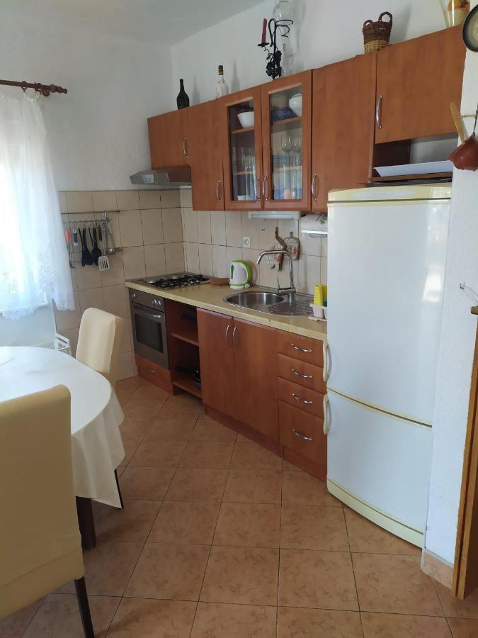 Veldic Apartments Tisno Exterior foto