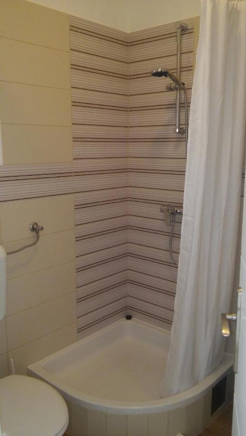 Veldic Apartments Tisno Exterior foto